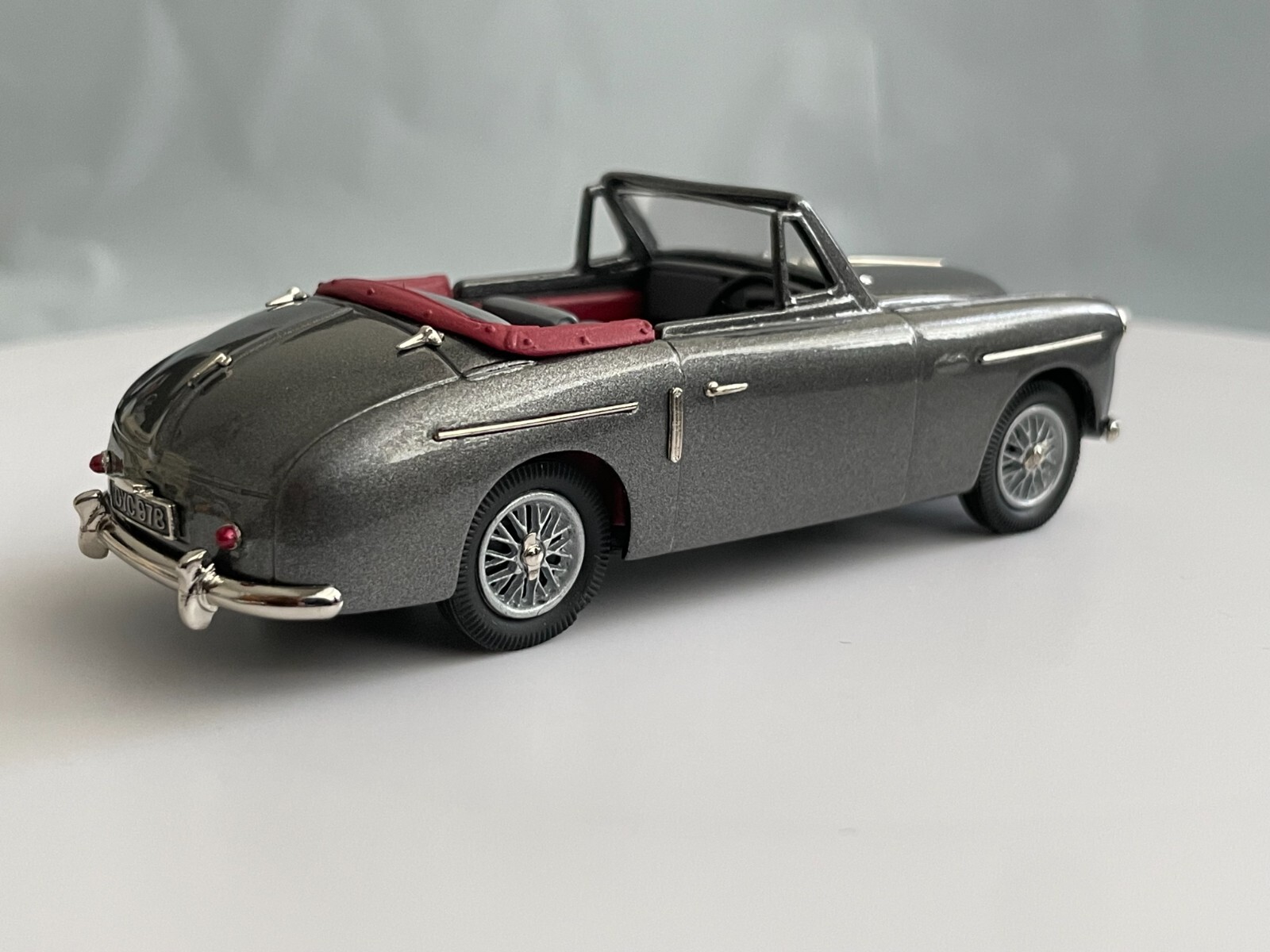 Lansdowne LDM 22x – 1952 Austin A40 Sport Convertible (Gunmetal)