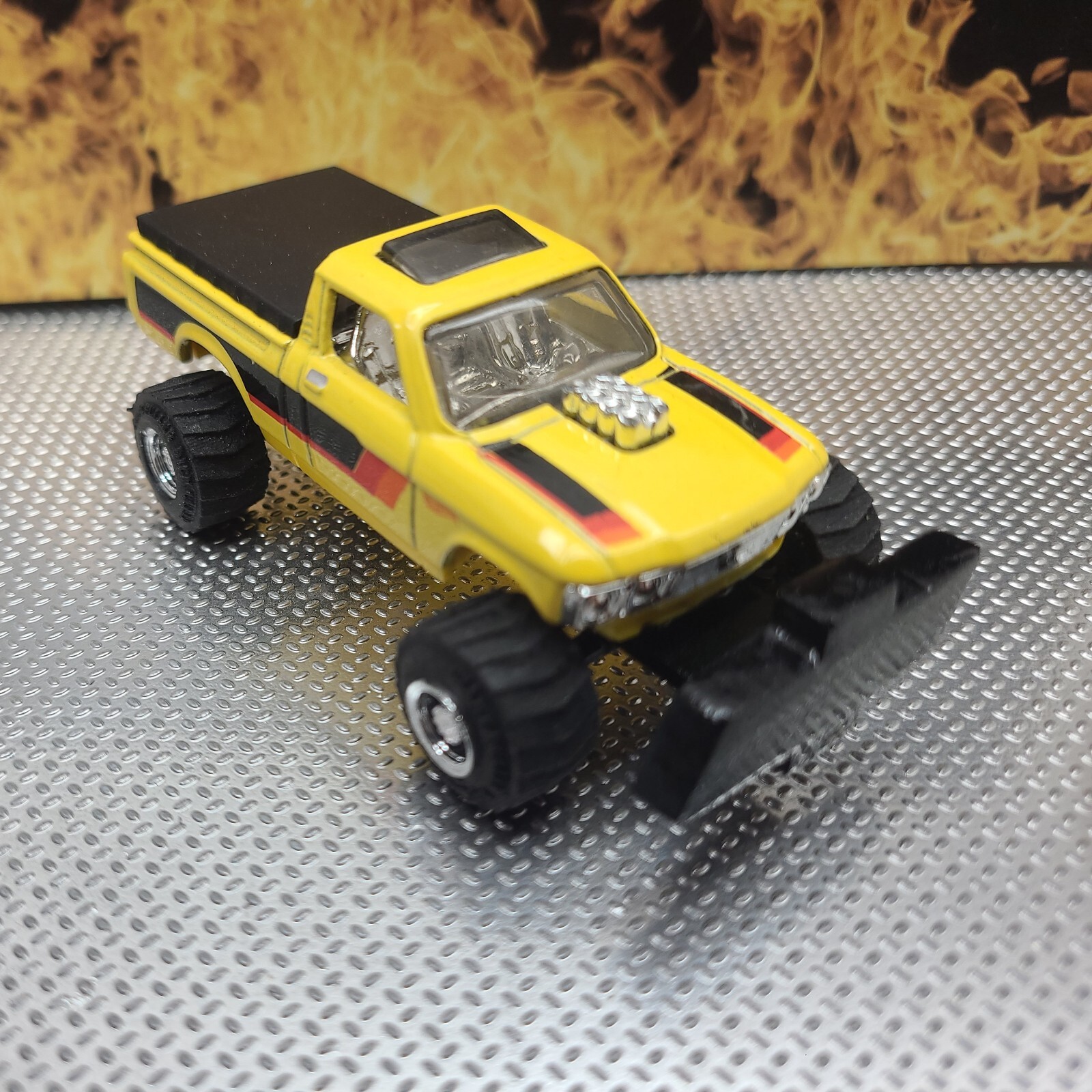 CUSTOM BUILT 1:64 GreenLight Chevy ❤️ 4×4 CHEVEROLET HOTROD PULLING TRUCK puller