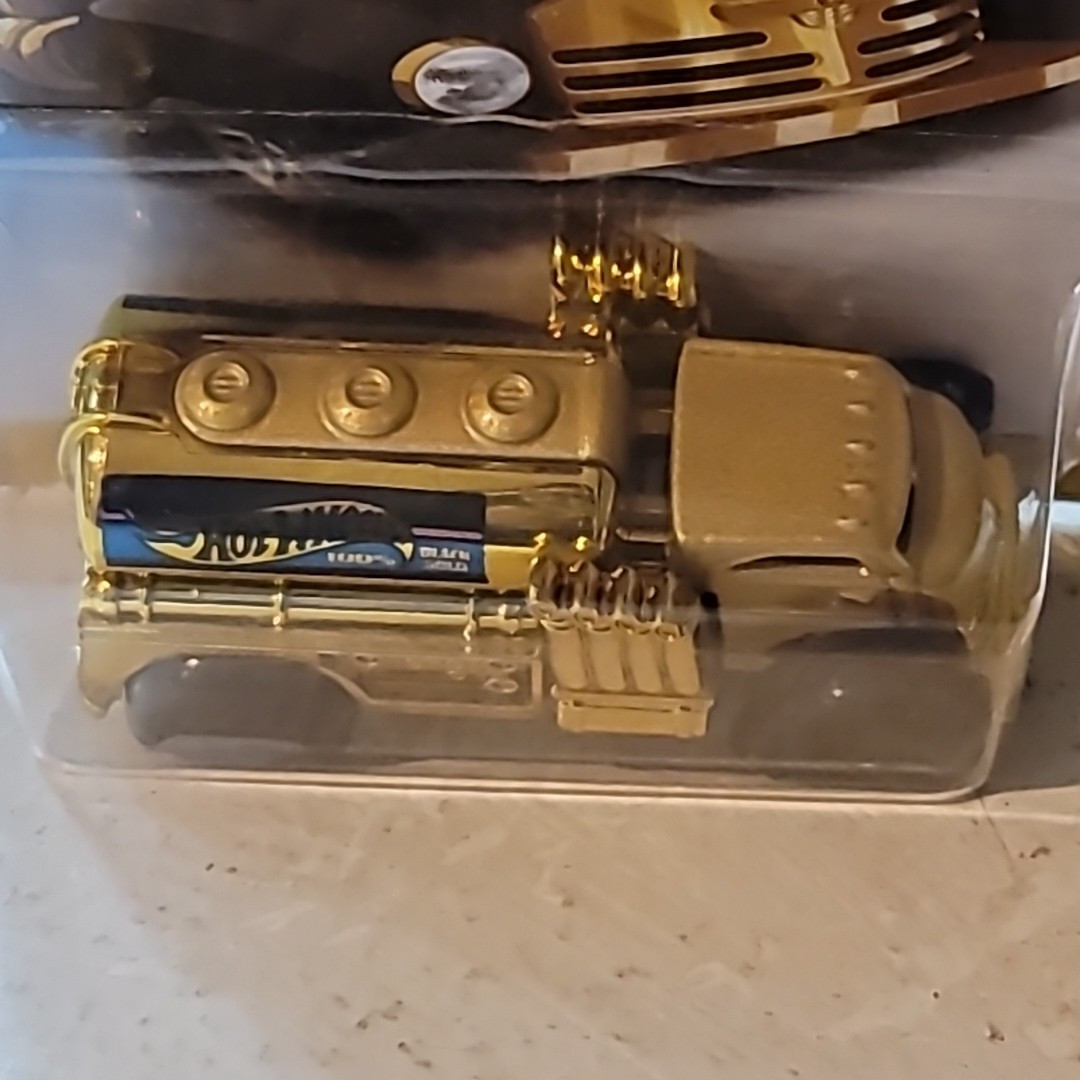 Hot Wheels Meijer Exclusive (2019) Gold Fast Gassin Toy Truck
