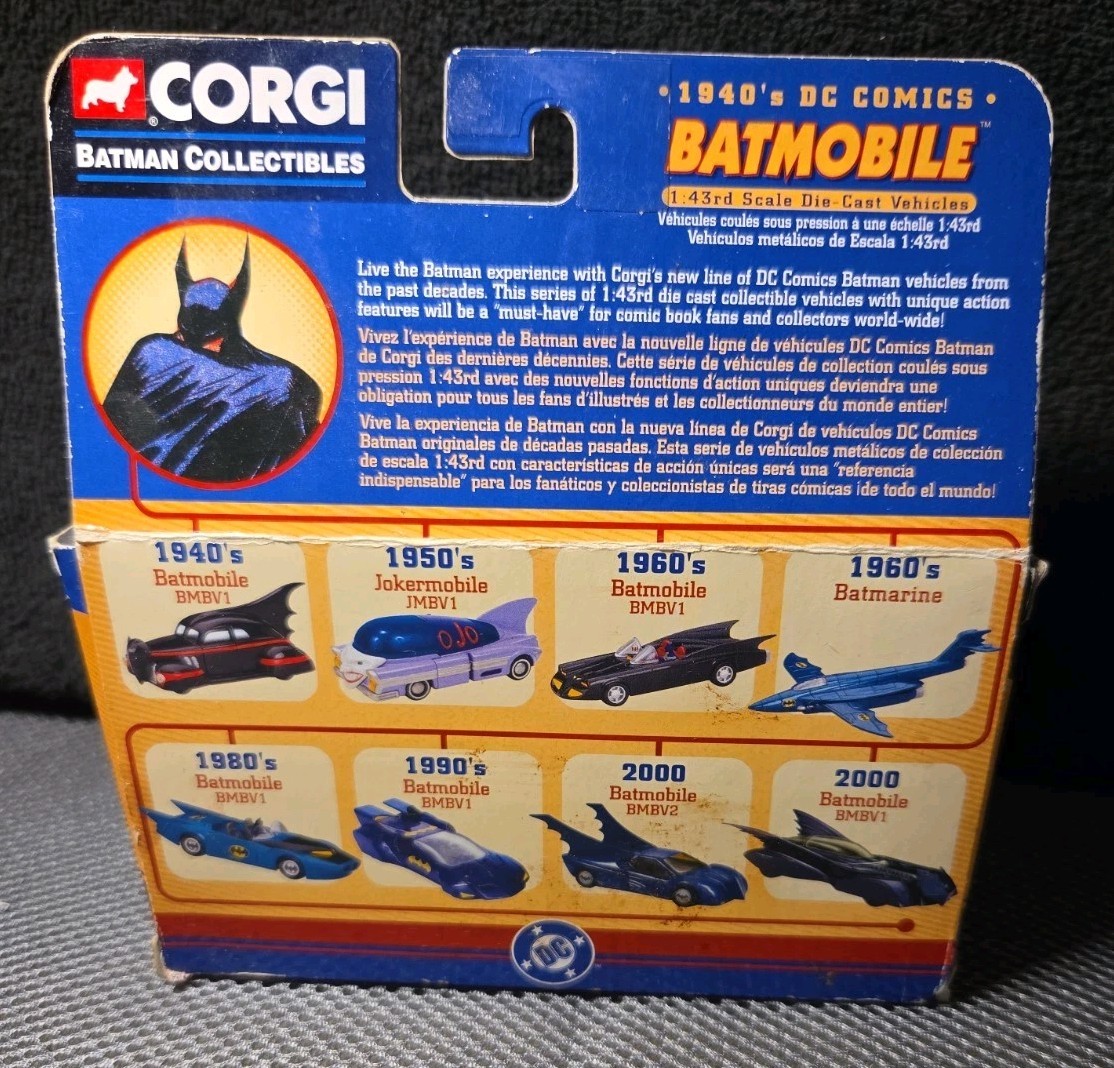 CORGI Batman 1940’s DC Comics Batmobile 1:43 Scale Die Cast Rare 2004