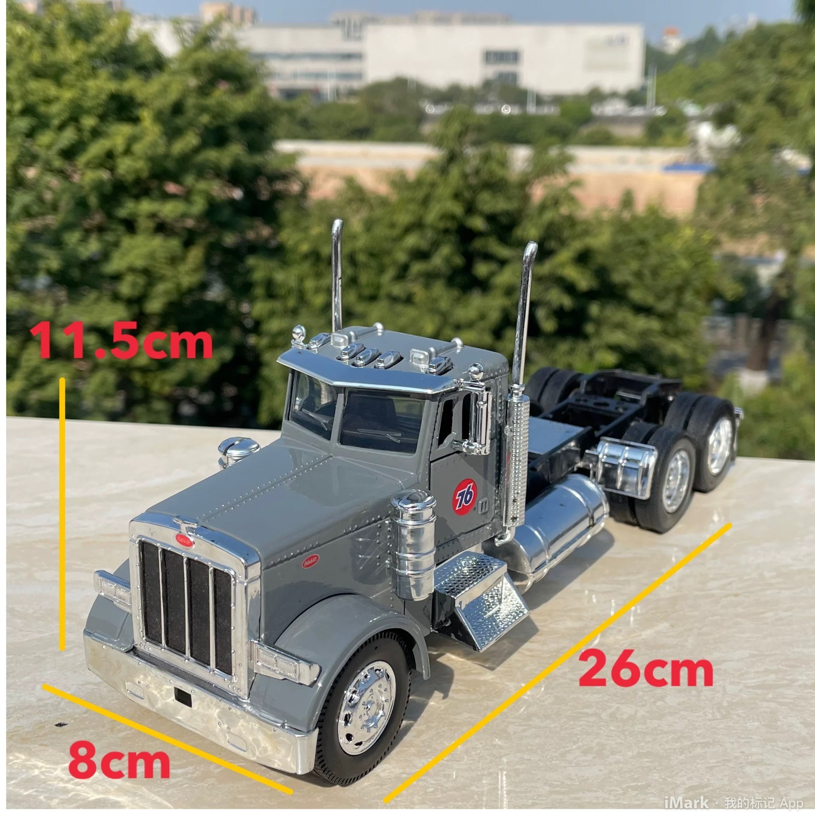 Peterbilt 1:32 Heavy Truck Diecast Model, Static Display Loose Unboxed