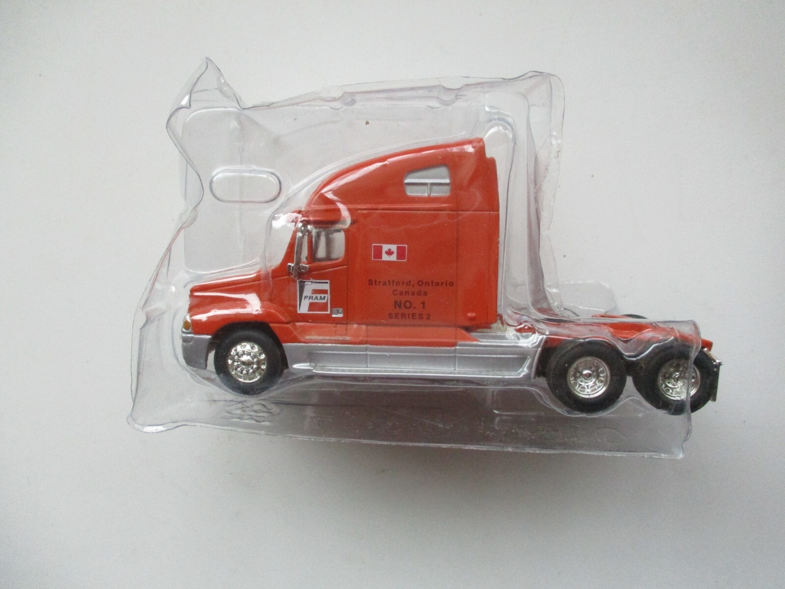 RARE FRAM No.1 Series 2 Freightliner Tractor Trailer C120 SEMI 1/64 SPECCAST DCP