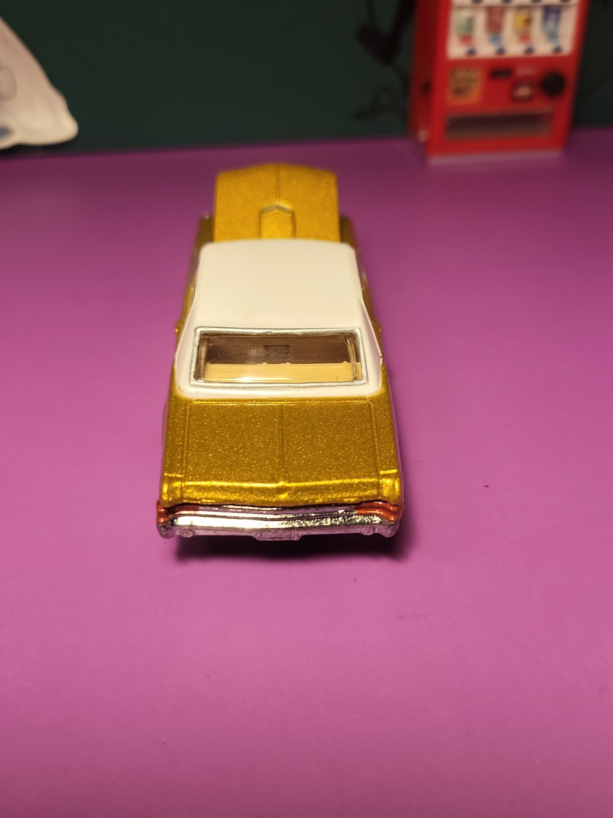 Hot Wheels loose Pontiac ’65 GTO Gold Ultra Hots