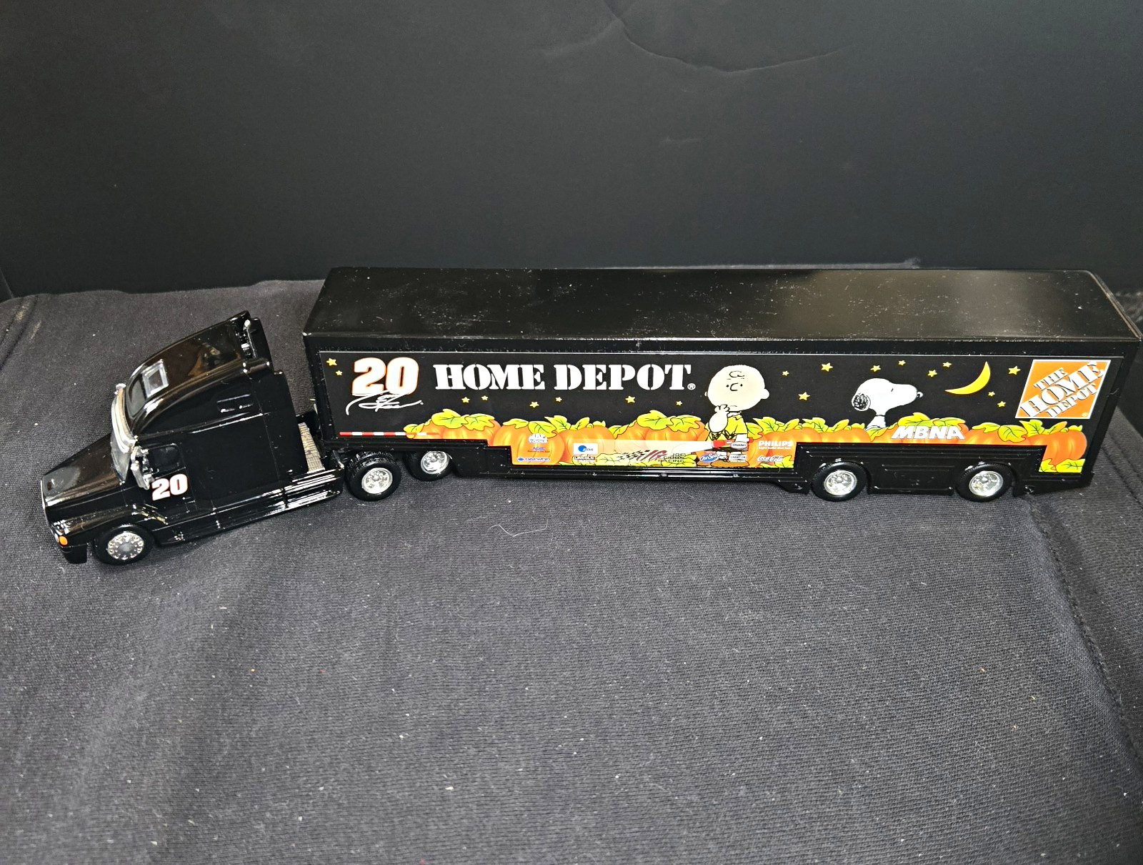 Action 2002 Home Depot Peanuts Snoopy Black Diecast Truck 1:64