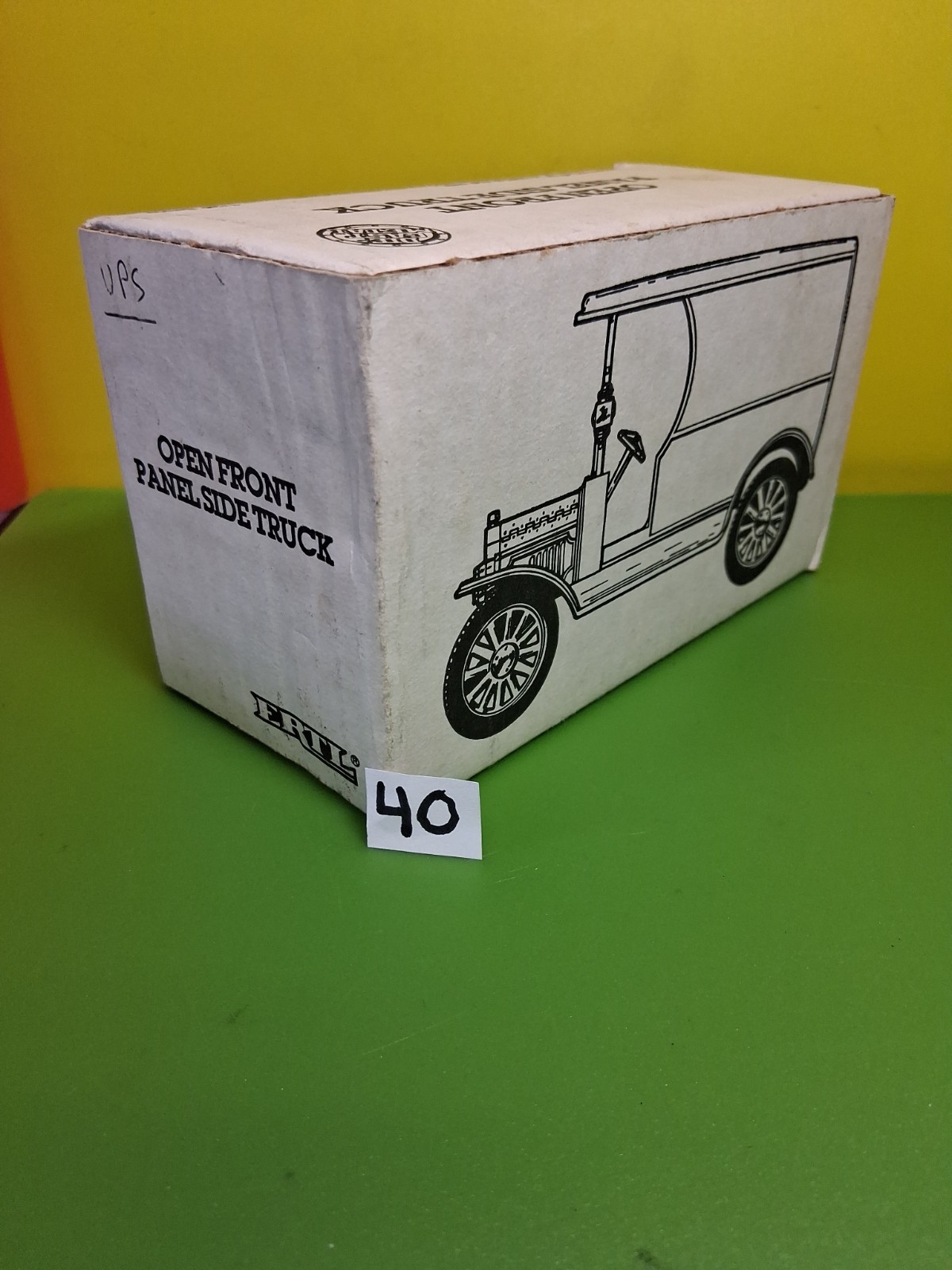 UPS United States Parcel 1913 Model T Package Car Panel Side Truck