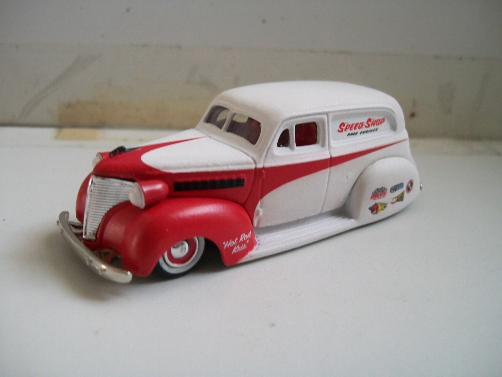 Jada 1:64 1939 Chevy Sedan Delivery Panel Truck Speed Shop White Primer LOOSE