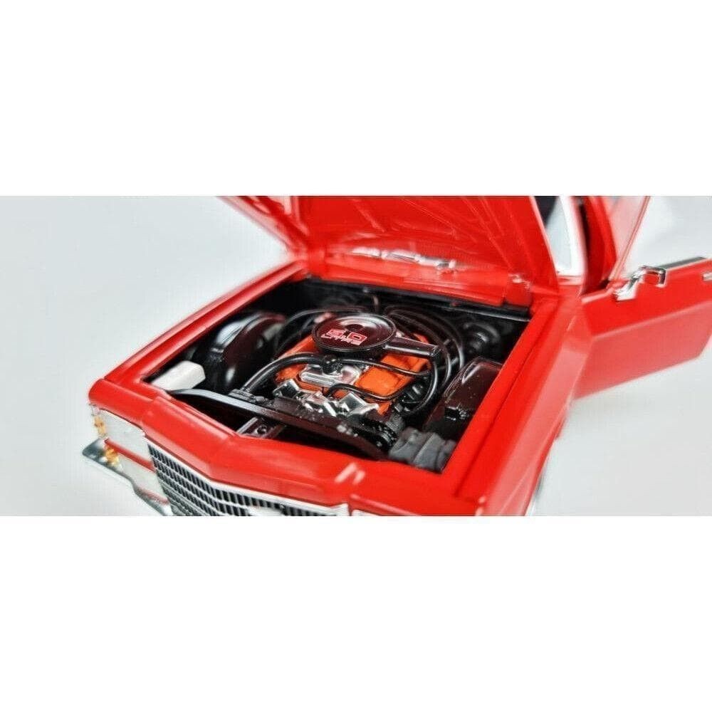 Mad Max 1/24 DDA Van Red Overseas Car Collectables 17+