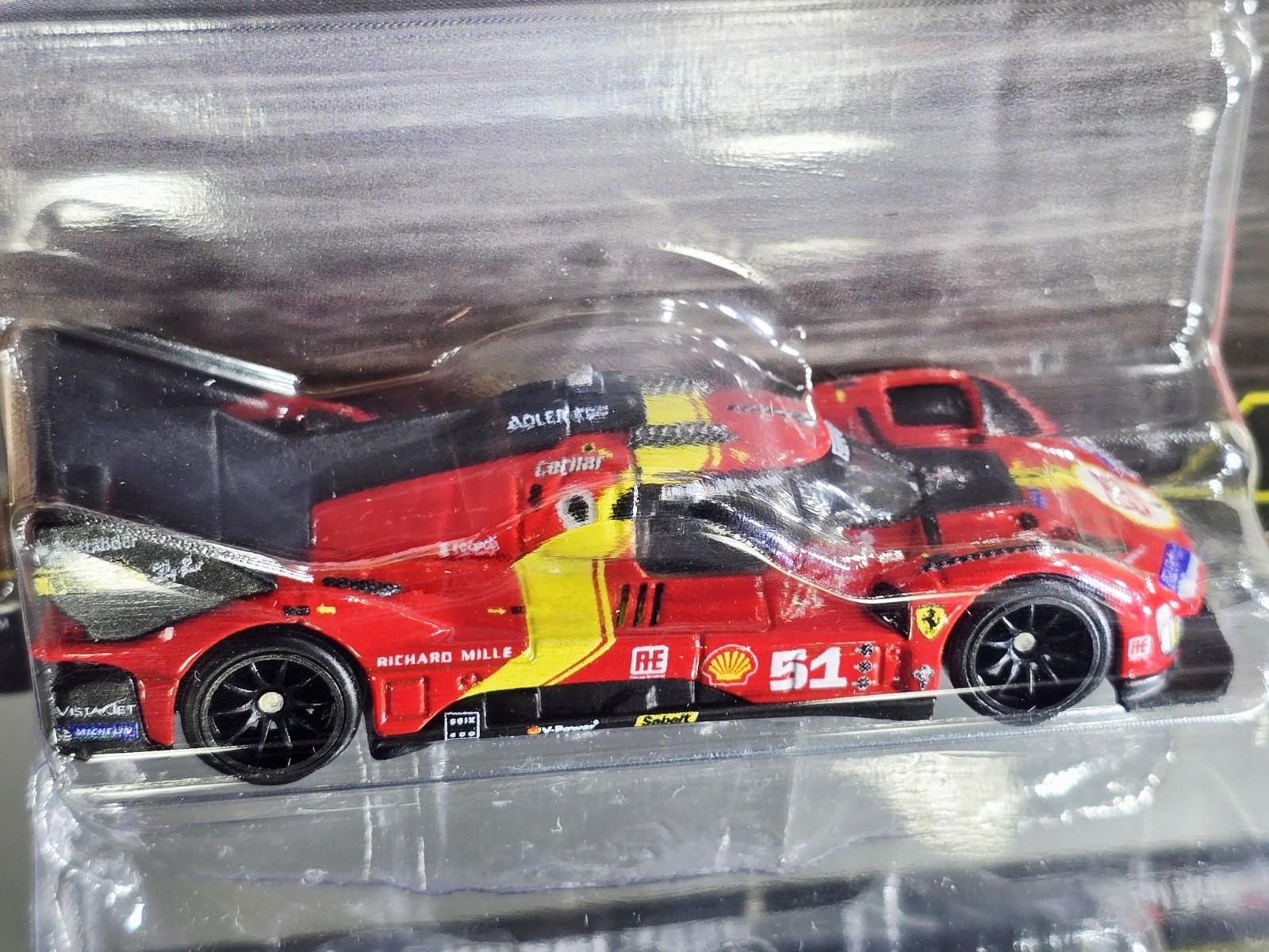 Hot Wheels Premium 2025 Car Culture “Circuit Legends” Ferrari 499P Red 1:64
