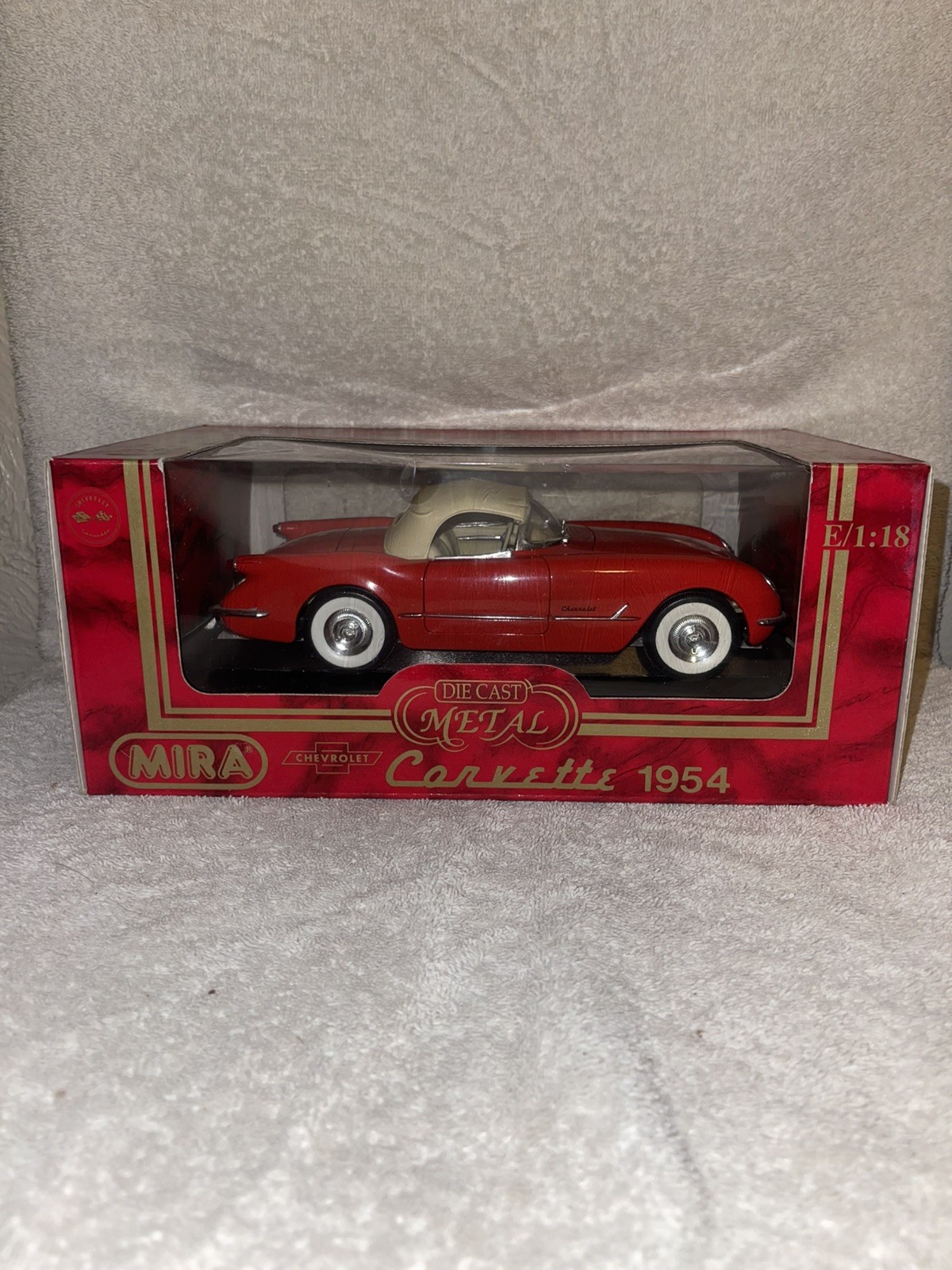 Mira Golden Line 1954 Chevrolet Corvette RED 1:18 #6195 NICE!!