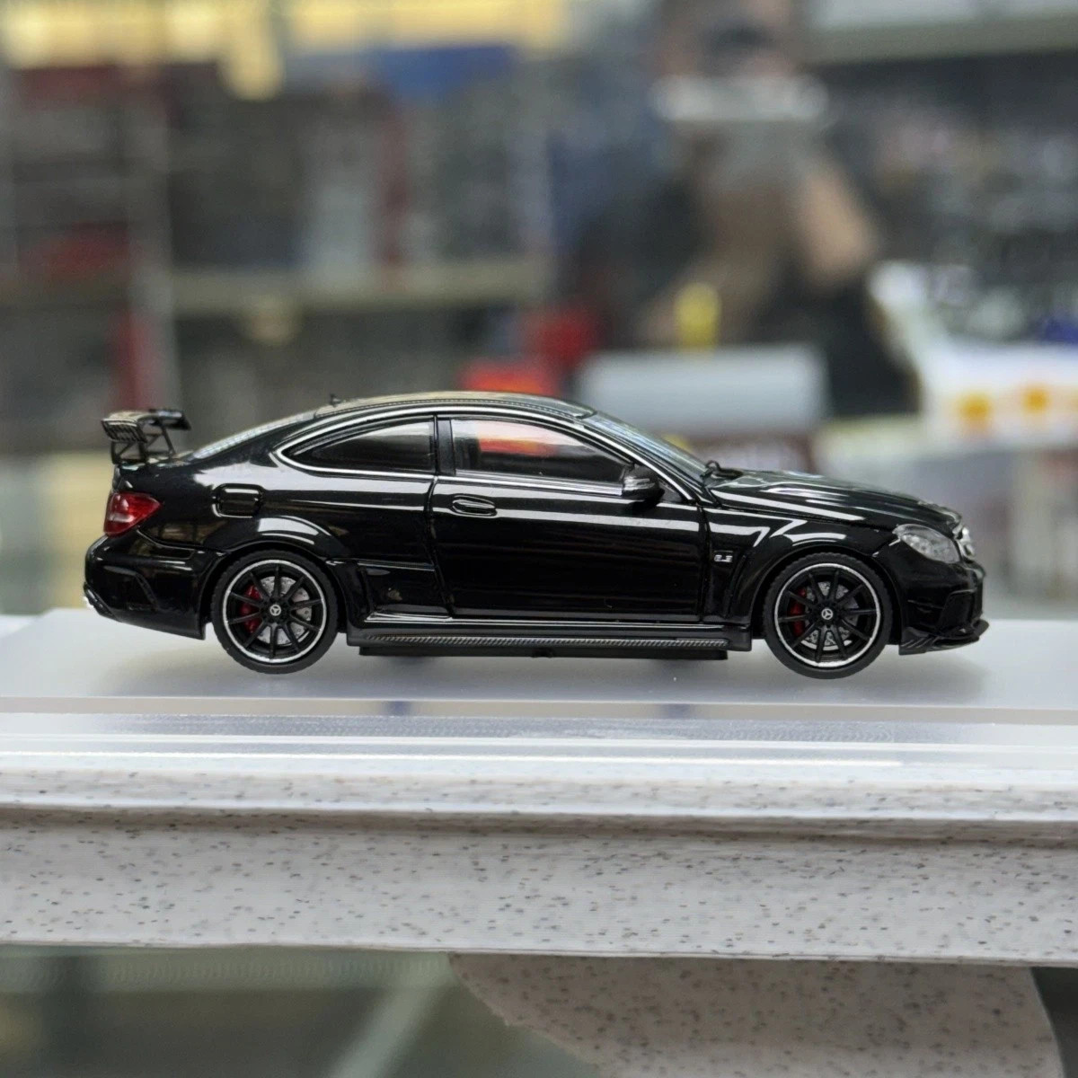 MERCEDES BENZ C63 COUPE BLACK SERIES W204 BLACK 1/64 CAR BY CLASSIC GARAGE CS