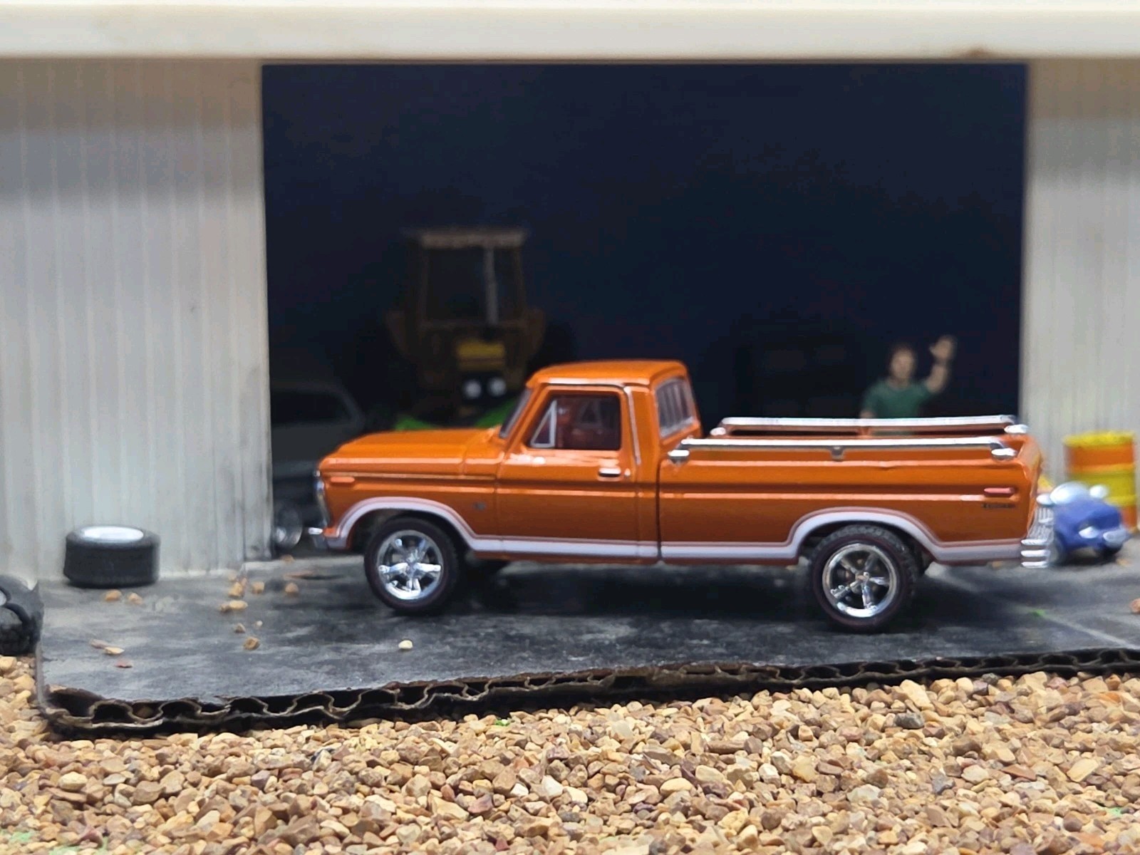 Custom Made 1973 Ford F-100 RANGER XLT 4×4 Greenlight Pickup Truck Ertl Farm 150