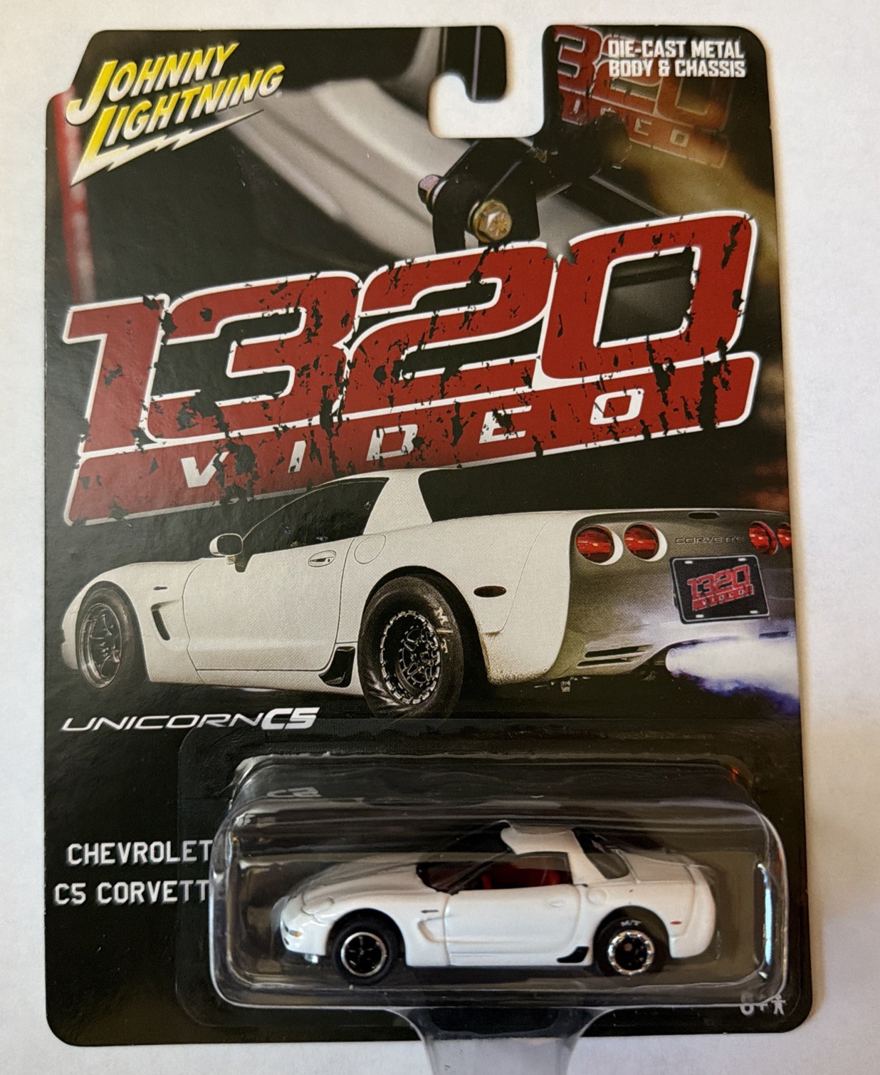 Johnny Lightning Kyle Loftis 2001 Chevrolet Corvette Z06 1320 C5 Unicorn Sealed