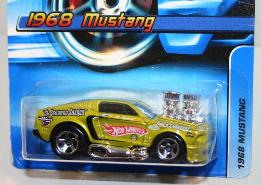 2006 Hot Wheels Main Line 1968 Mustang #128 Metalflake Light Olive Green J7994