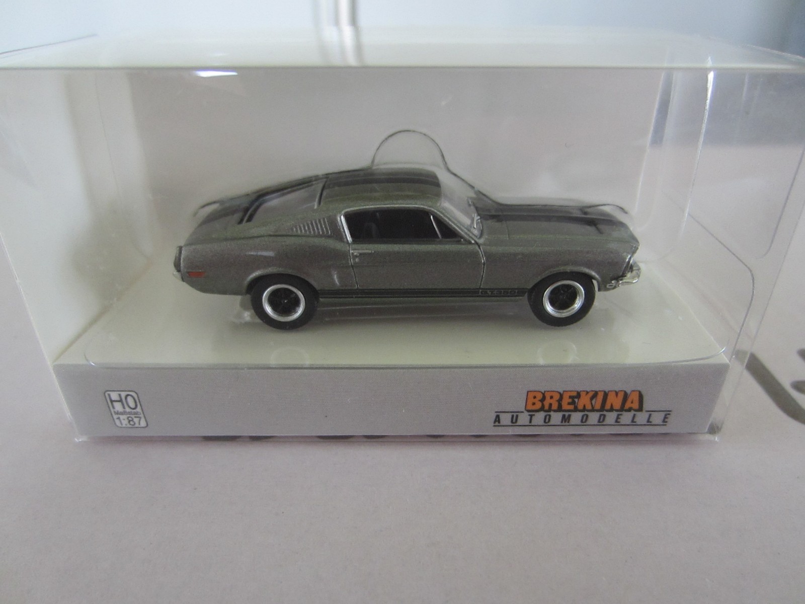 BREKINA 19607 FORD MUSTANG FASTBACK in GRAY model is PLASTIC – HO or 1:87 scale
