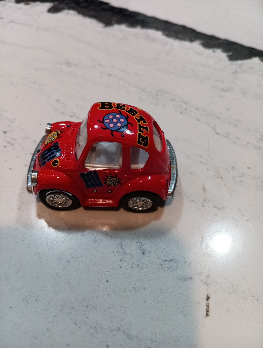 Red Kintoy Pullback Action Volkswagen VW Beetle Free Shipping! H009