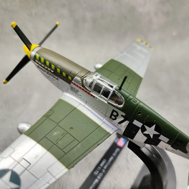 1:72 Alloy Diecast Military Model United Kingdom P-51 Mustang Fighter Aircraft