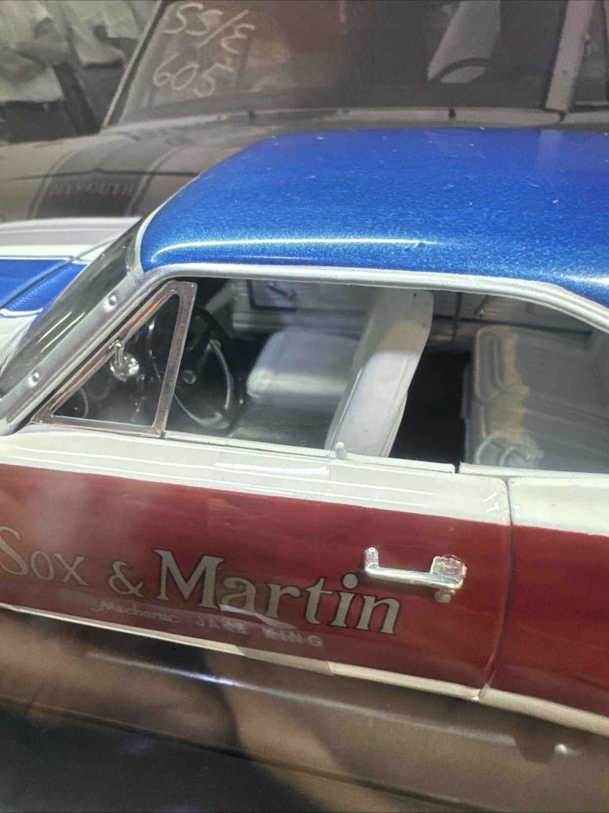 1:18 SCALE 1970 PLYMOUTH SUPERBIRD SOX & MARTIN LIMITED , ERTL SUPERCAR COLLECTA