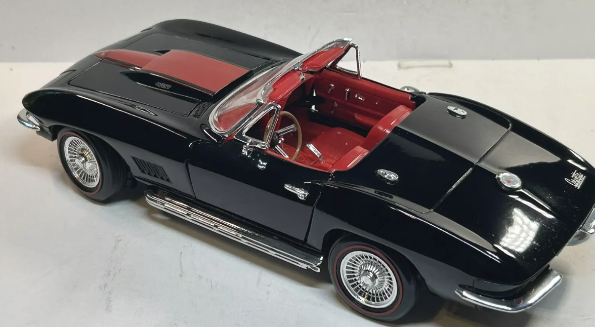 Corvette Chevrolet55Chevy57StingRay1:18Race12Car1963Classic1966Metal Model1957