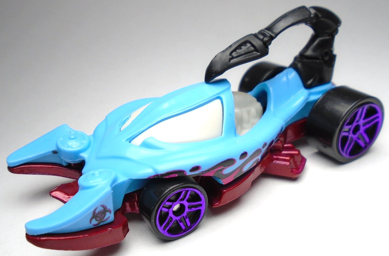2024 HOT WHEELS HW SCORPEDO LIGHT BLUE 1:64 DIECAST 3 1/8″ SCORPION CAR W/ RED