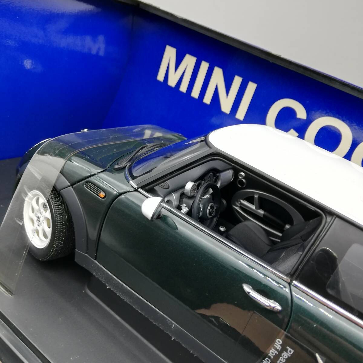 35S AUTOart 1/18 Mini Cooper