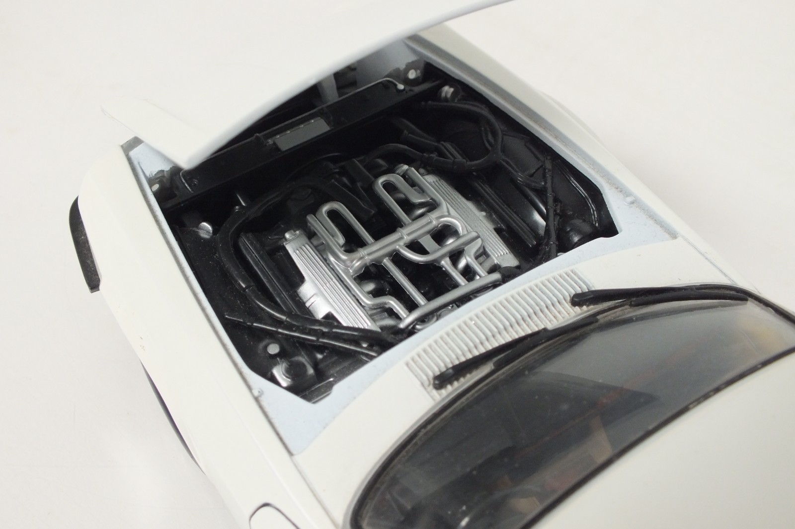 1965 Jaguar XJS Road Signature 1:18 Die Cast