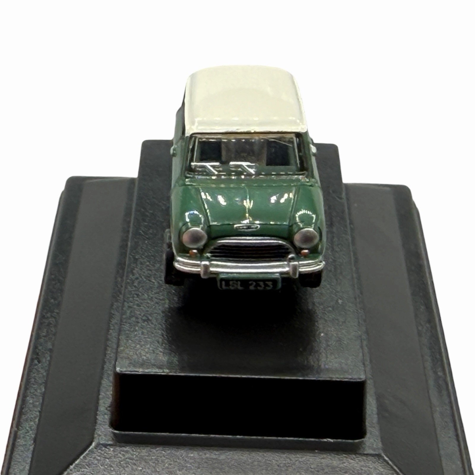 Austin Mini Cooper Almond Green with White Roof Diecast car 1:120 Scale Oxford