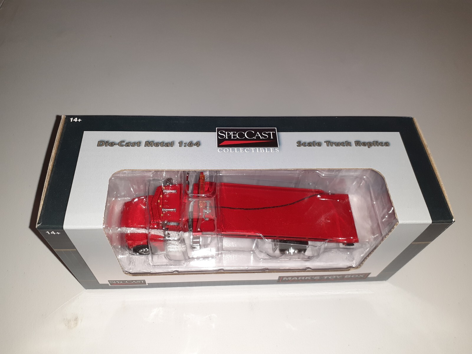 NIB 1/64 Custom Red Pete 385 Rollback Tow Truck SpecCast