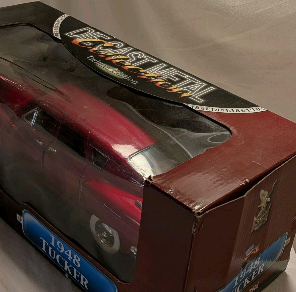 ROAD Signature 1948 Tucker Torpedo Diecast Car 1:18 Scale Yat Ming Movie Red NEW