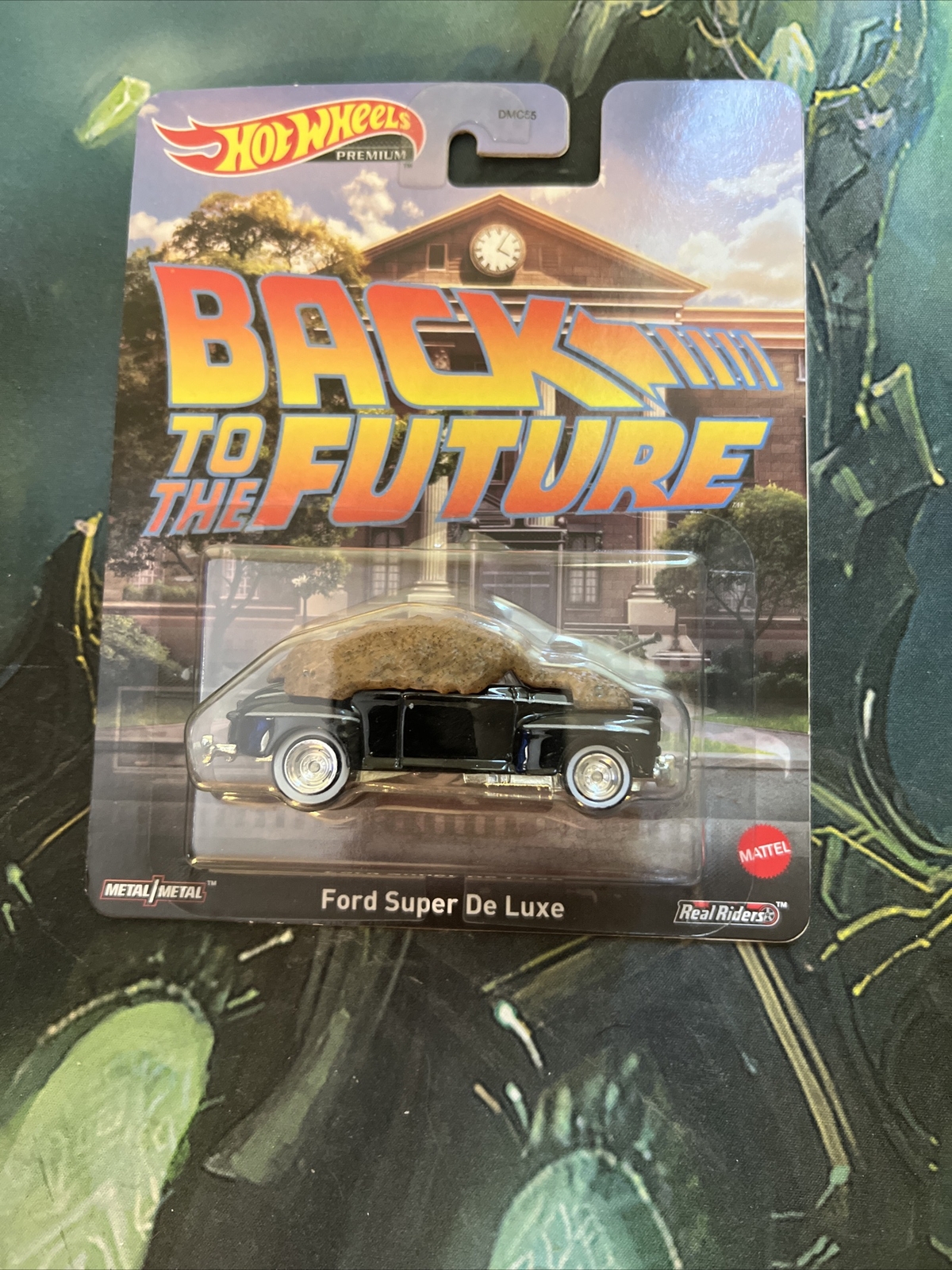 Hot Wheels 2023 Premium Retro Back to The Future Ford Super Deluxe w/Manure
