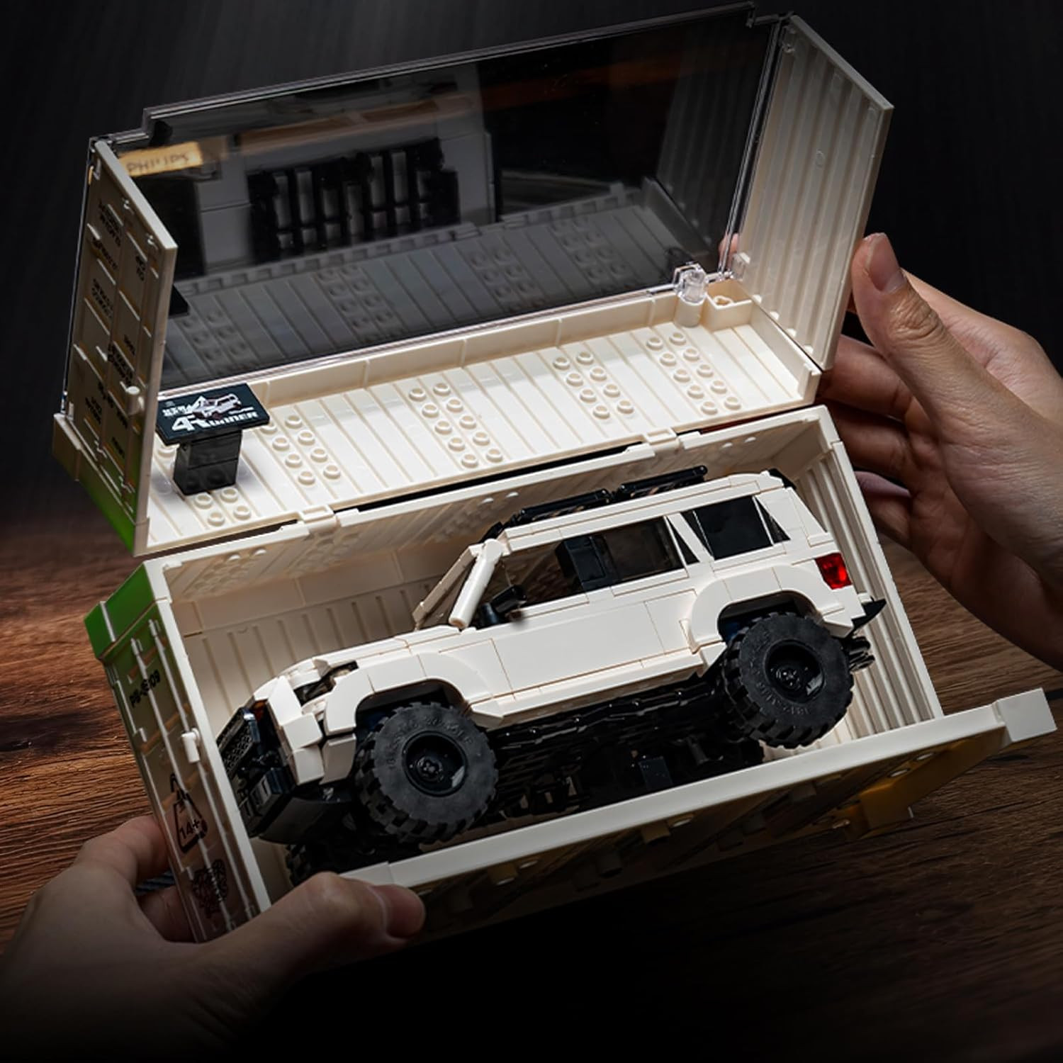 4Runner SUV SR5PRO Car Building with Container Display Box(540Pcs) Adult Collect