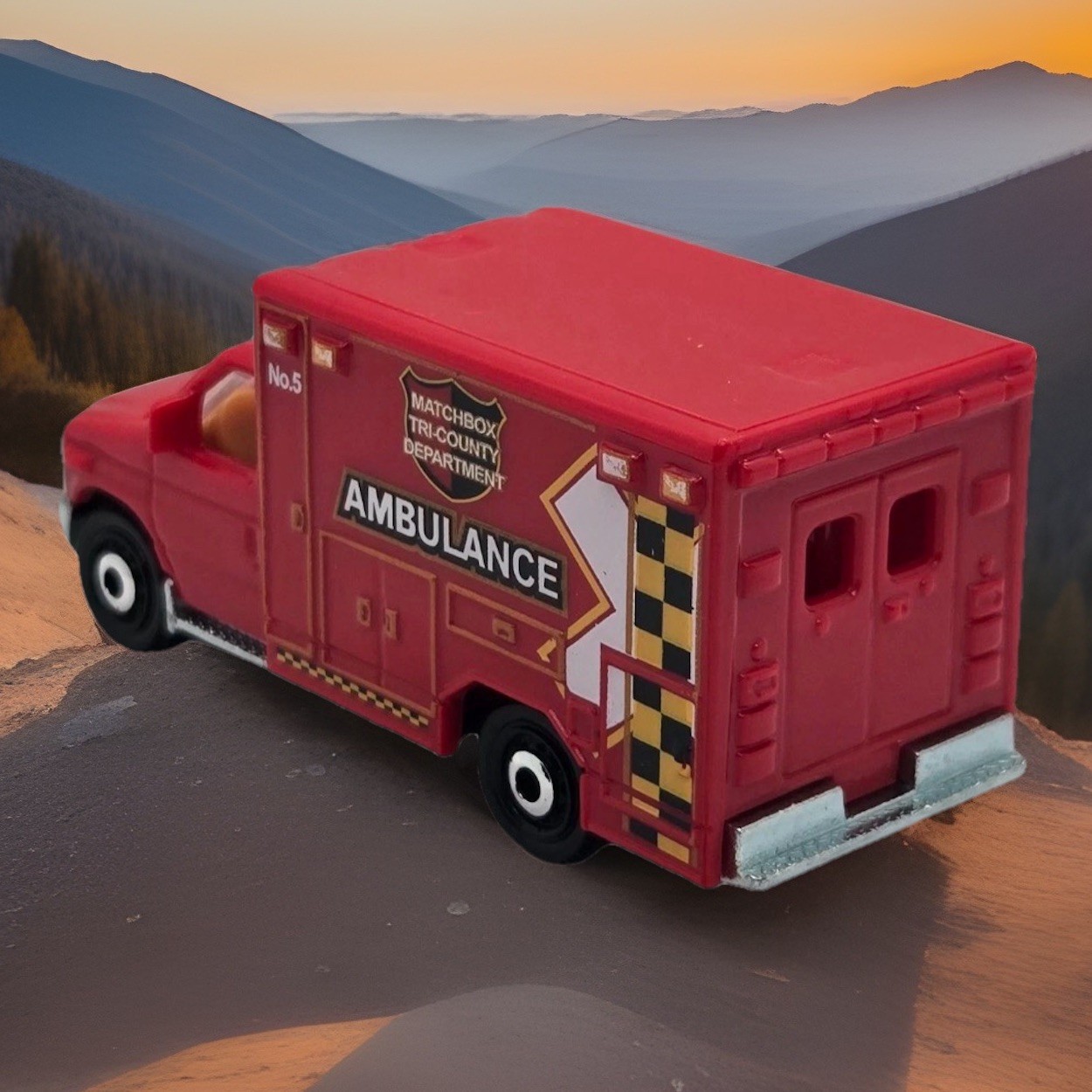 🆕2026 Matchbox🚨2009 Ford E-350 Ambulance🚨Red🔥MBX RESCUE🚨Tri County Dept