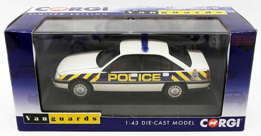Vanguards 1/43 Scale VA14005 – Vauxhall Carlton 2.6Li – W.Mercia Police