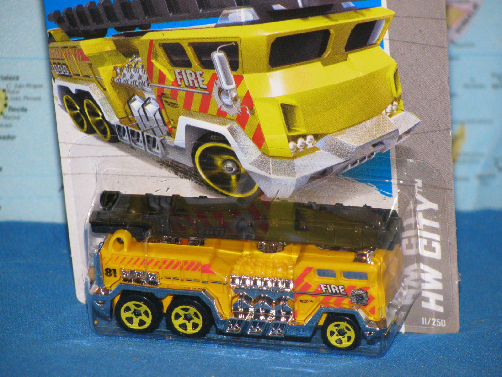 HOT WHEELS 5 ALARM FIRE TRUCK #11/250 HW CITY ***BRAND NEW & RARE***
