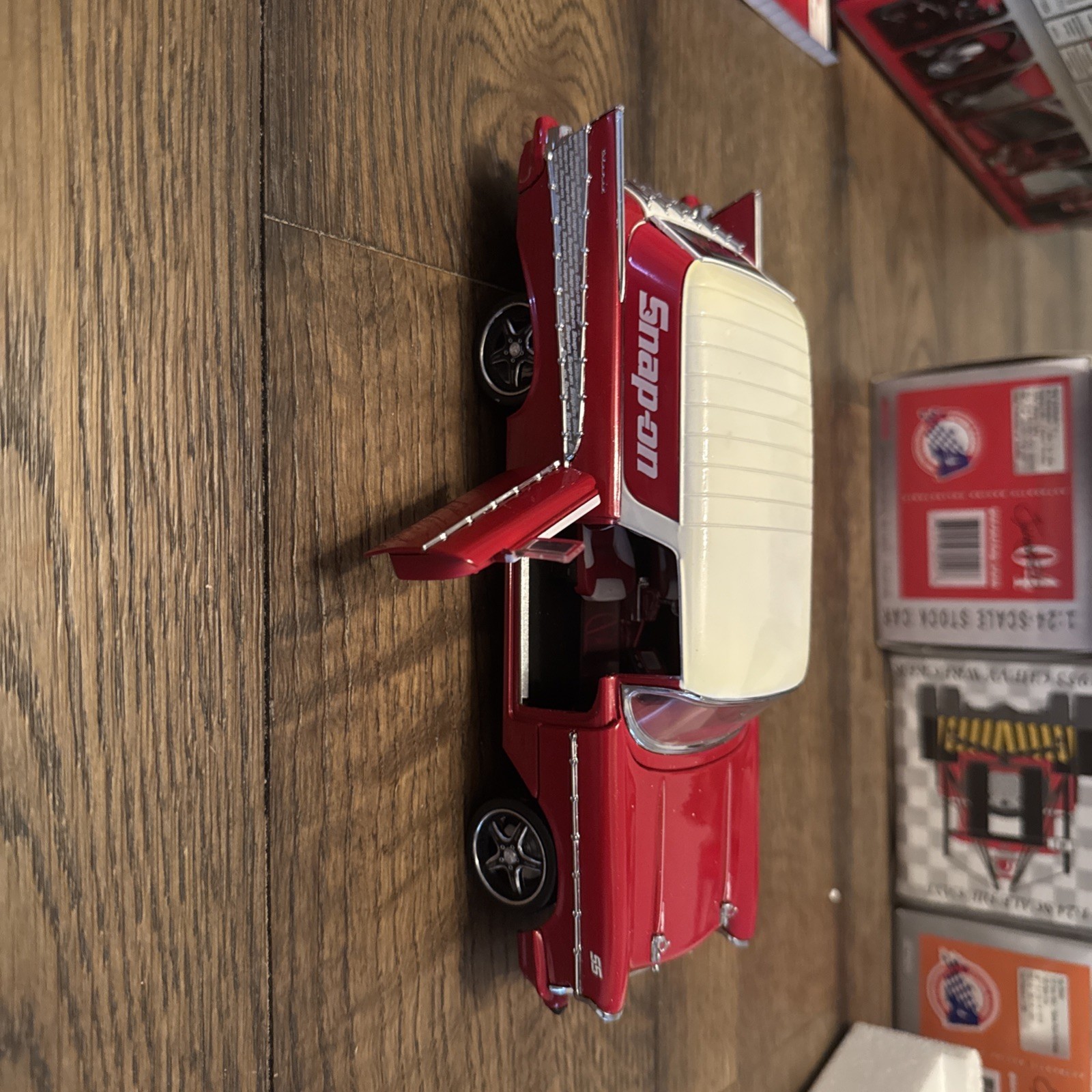 Snap-On Tools Glo-Mad Street Rod die-cast 1957 Chevrolet Chevy Nomad. 1:24 Scale