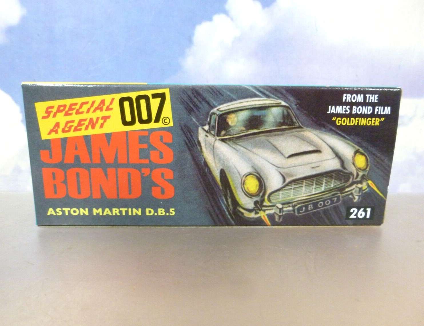 CORGI TOYS 1/46 JAMES BOND 007 GOLDFINGER 1963 ASTON MARTIN DB5 SILVER RT26101S