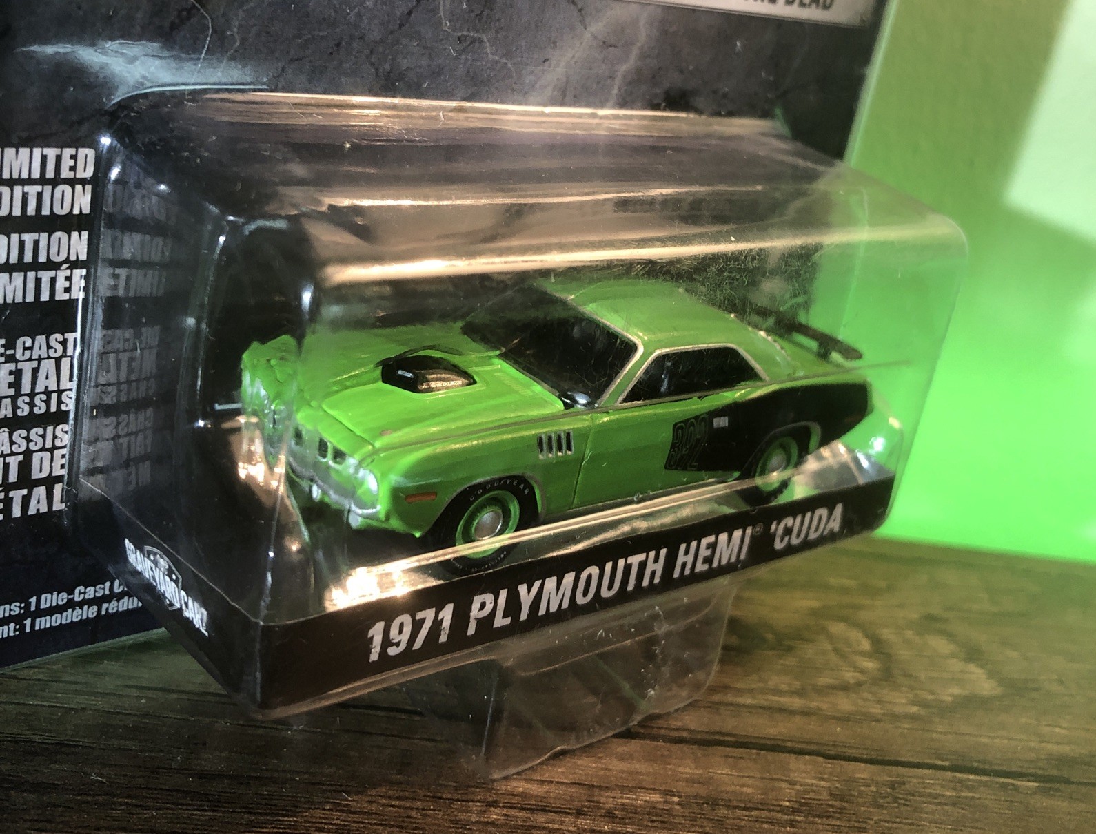 🔥2018 Greenlight-1971 Plymouth Hemi Cuda-Green-Graveyard Carz-Rare Mint🔥