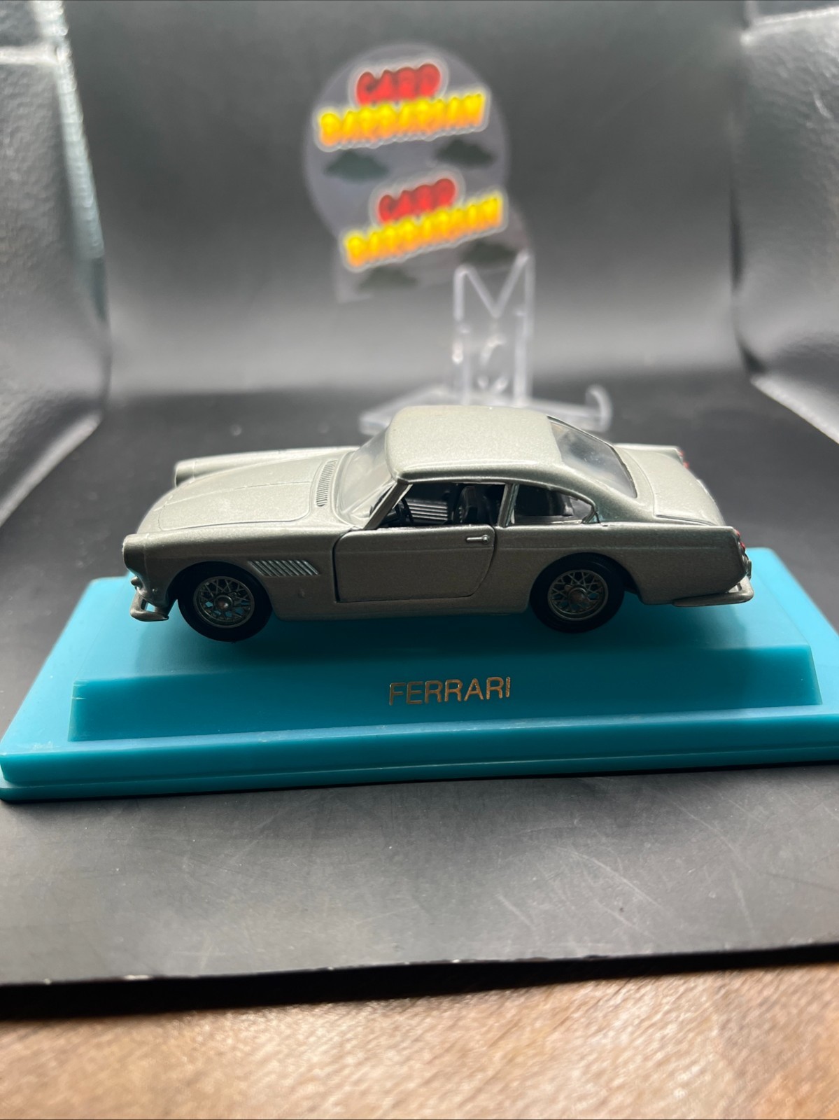 Ferrari 250 GT 2+2 1/43 Scale Verem Made in France with stand