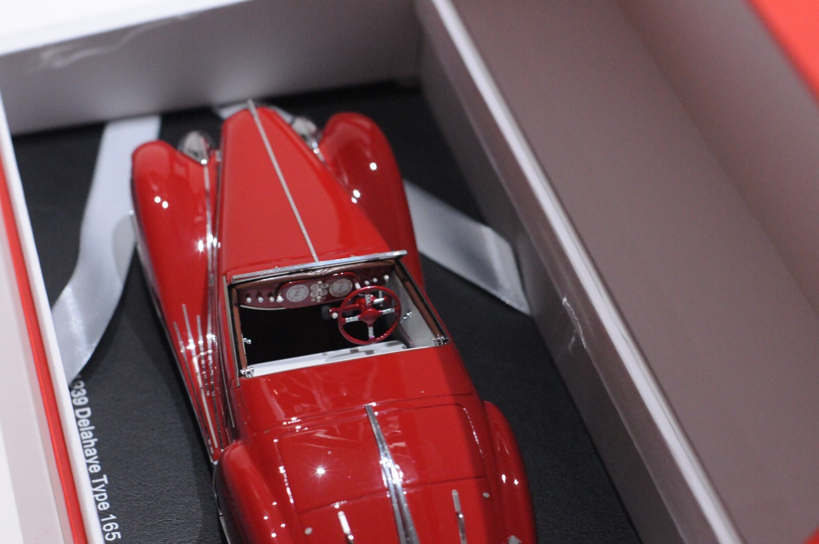 RARE DIE CAST CAR COLLECTOR’S CLUB 1939 DELAHAYE 165 M CABRIOLET RED SCALE 1:24