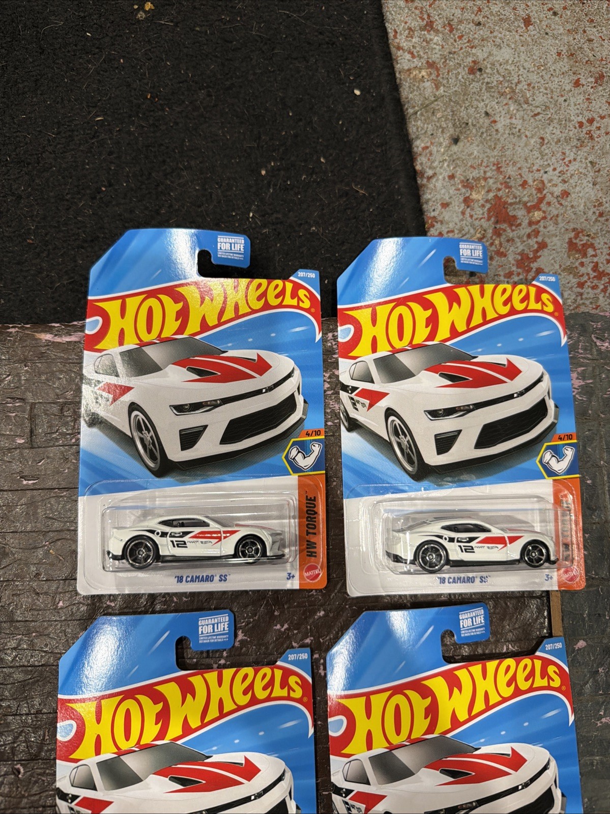 ’18 Camaro SS #207 White/Red/Blk 4/10 Torque 2026 Hot Wheels / 4 Pack