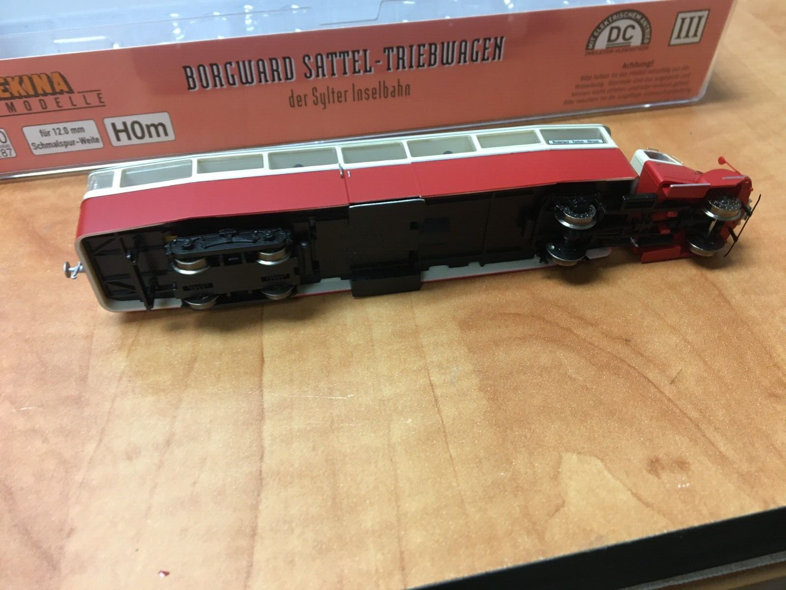 BREKINA 64210 HO Saddle Railcar Borgward Sattel Triebwagen DC HOm in case
