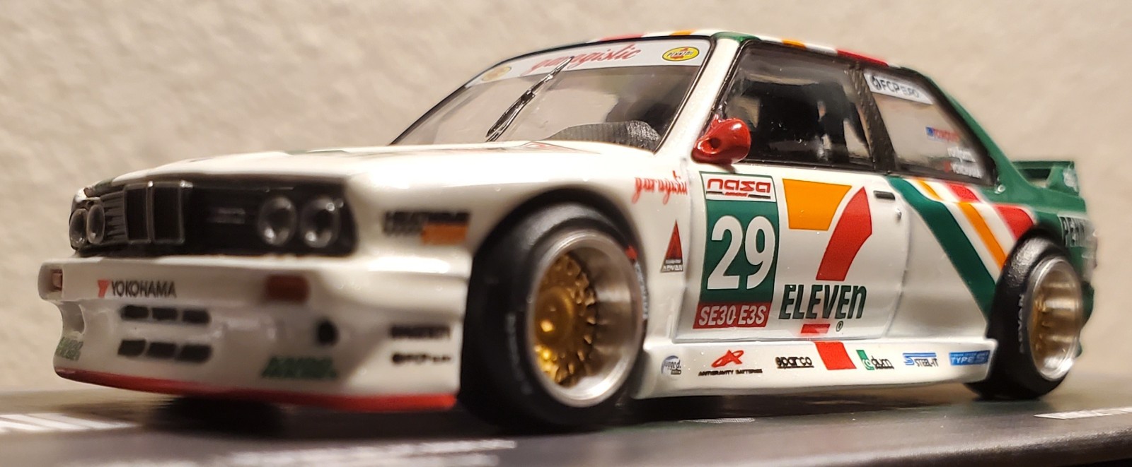 Kaido House x Mini GT BMW M3 Larry Chen 7-Eleven 1/64 KHMG217