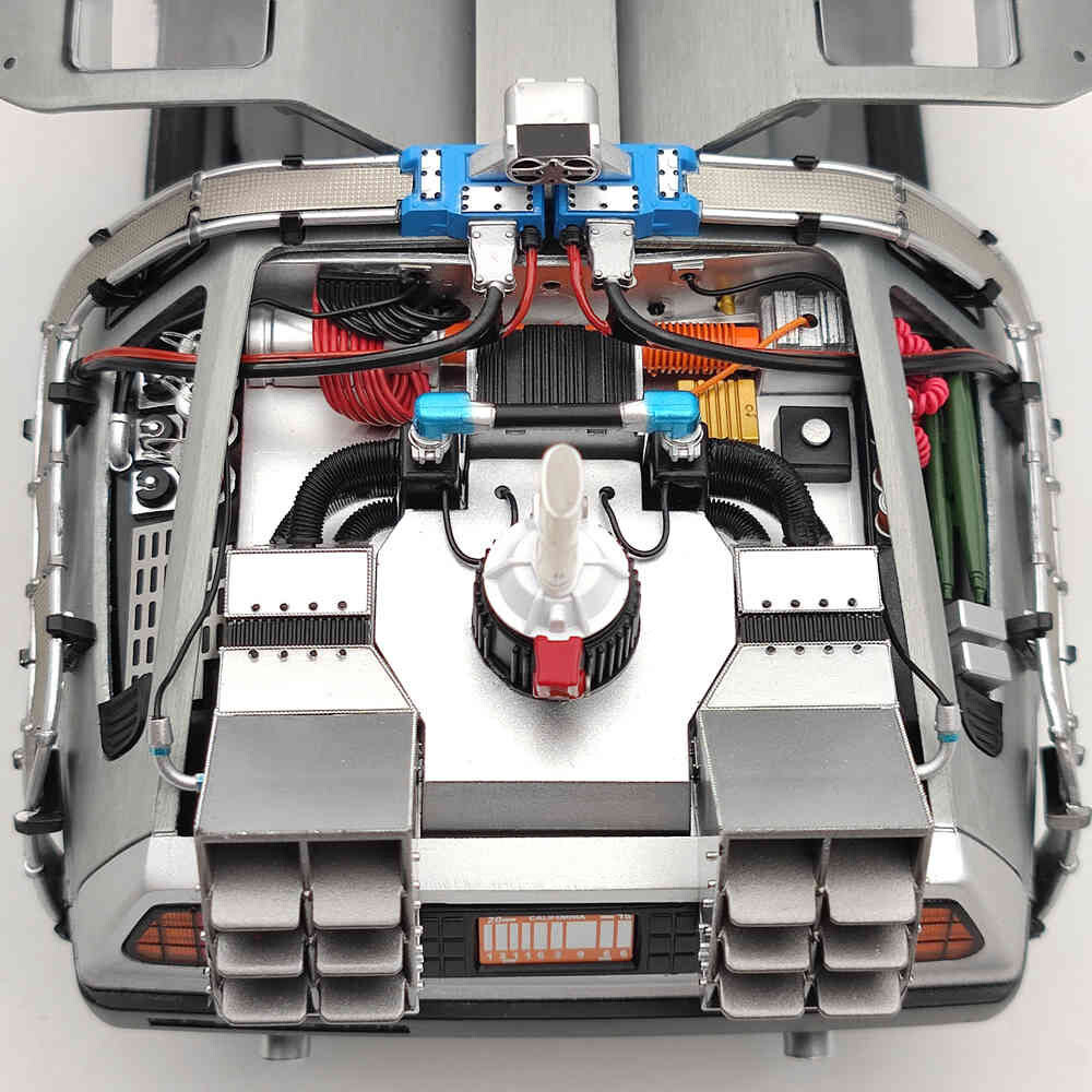 1/18 Hot Wheels Elite Back To The Future Time Machine Delorean BCJ97 Model Car