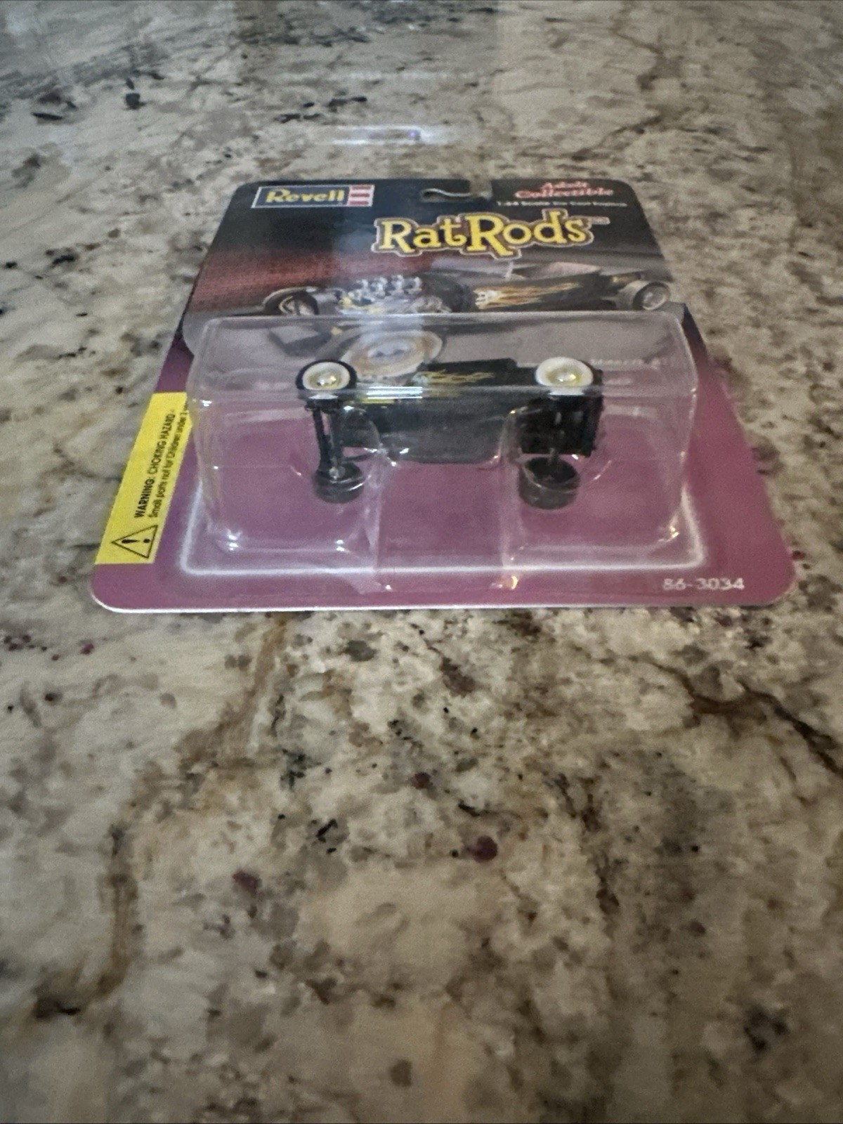Revell 1925 Ford Model T Pick Up black Rat Rods Issue #111 1:64 READ DESCRIPTION