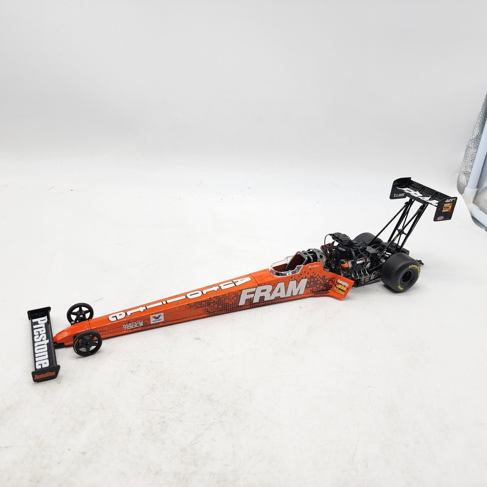 21D Auto World 1:24 NHRA Top Fuel Dragster FRAM Spencer Massey Diecast 2011