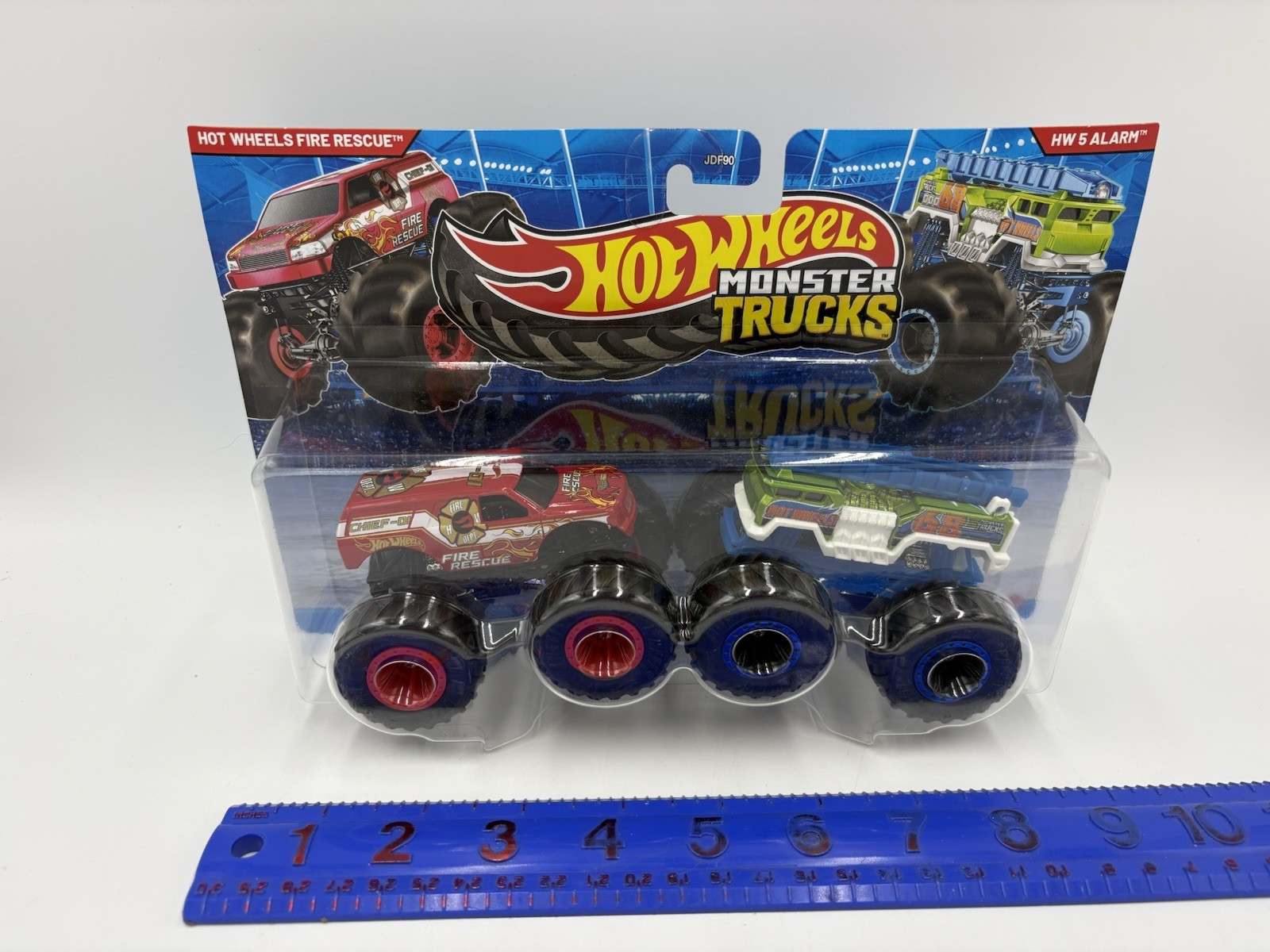 Hot Wheels Monster Trucks Hot Wheel Fire Rescue vs HW 5 Alarm Demolition Doubles