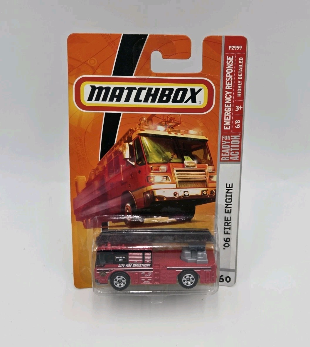 Matchbox 2006 Fire Engine #60 Red City Fire Dept Emergency Response Series NIB