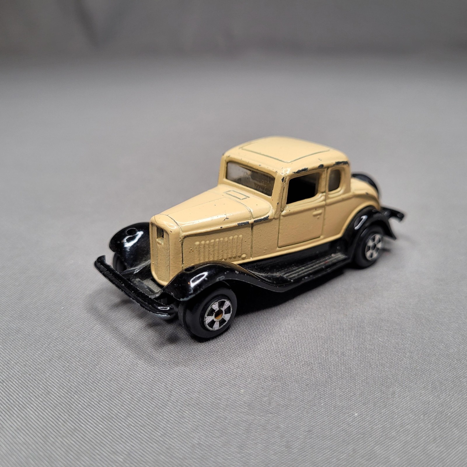 Ertl ’32 Ford Coupe Beige Tan Brown Black Diecast Car Toy Loose USA Vintage 1932