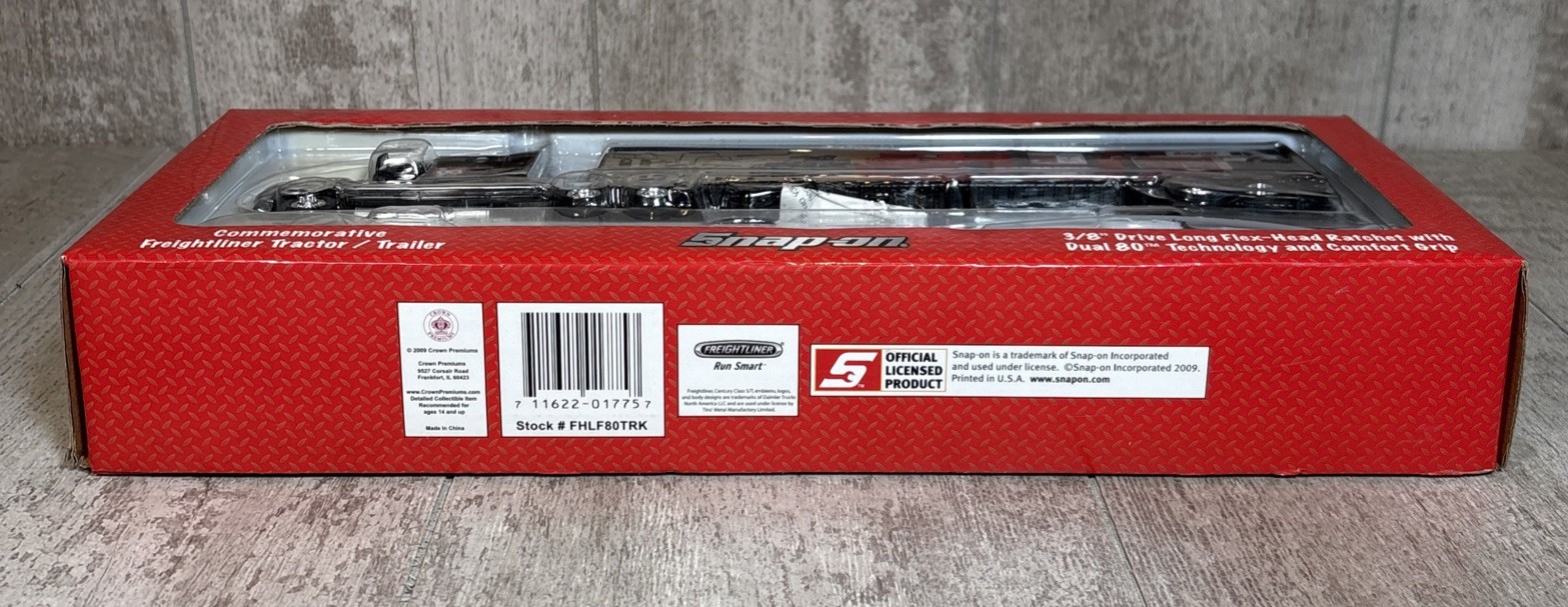 1/64 Crown Premiums Snap-On 90 Years Freightliner Truck Semi Trailer Diecast