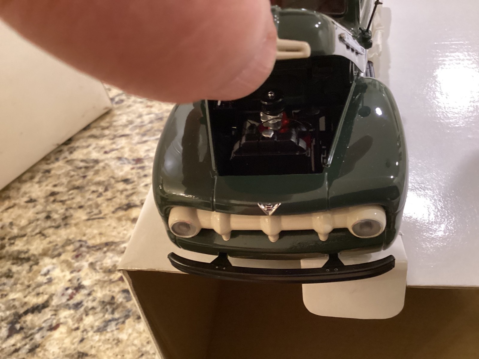 1/24 Danbury MINT 1951 Ford F-1 Pickup GREEN