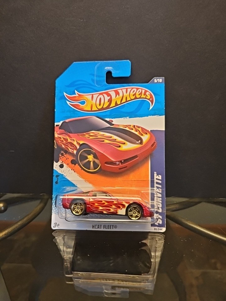 Hot Wheels Heat Fleet ’97 Chevy Corvette